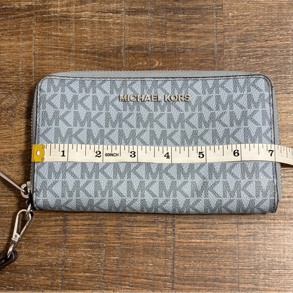 Michael Kors Monogram Pale Ocean Blue Wallet Wristlet - Picture 9 of 10